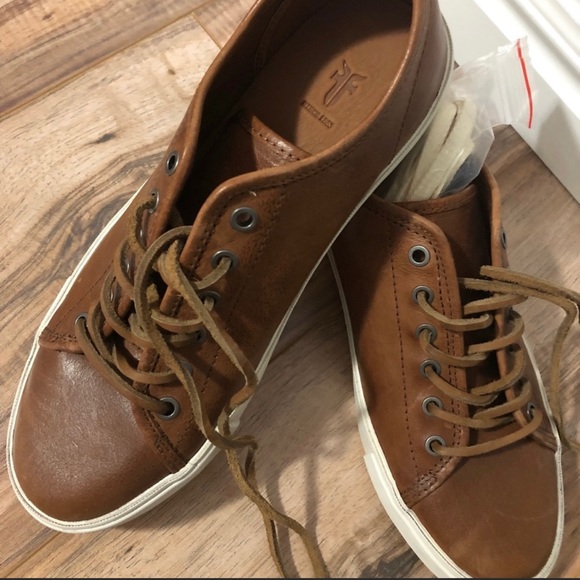 frye brett low sneaker